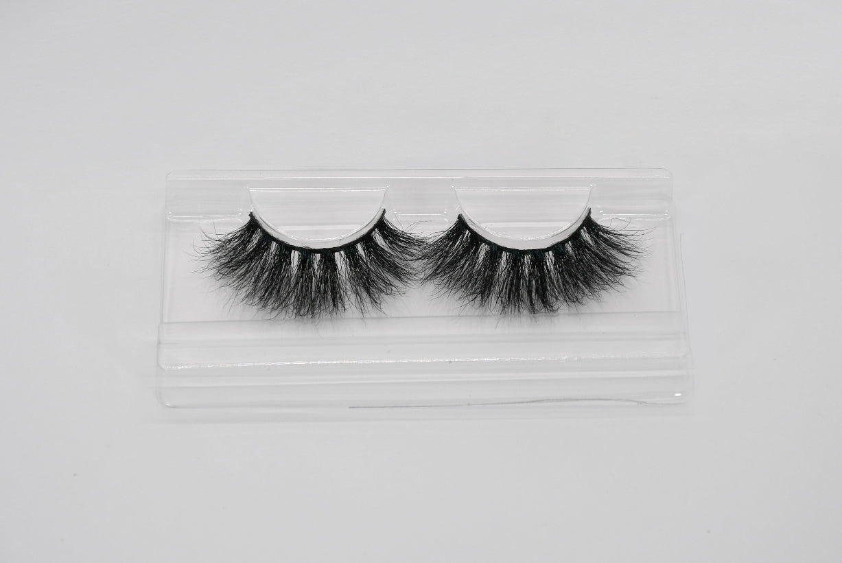 SUPERIOR Luxury Lashes