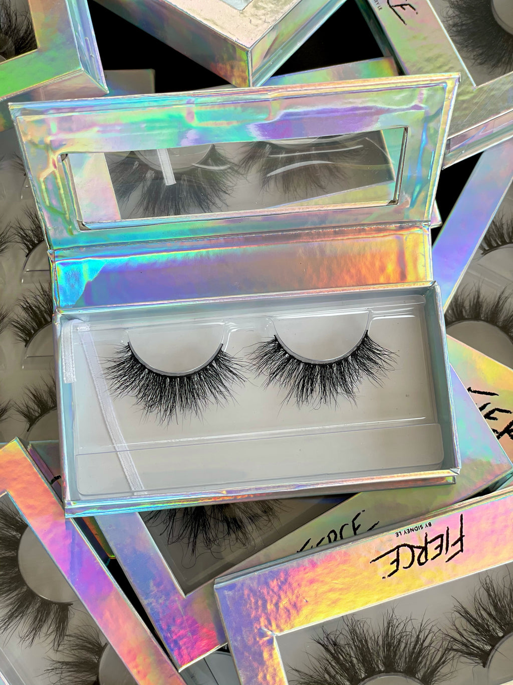 ESSENTIAL Luxury Lashes